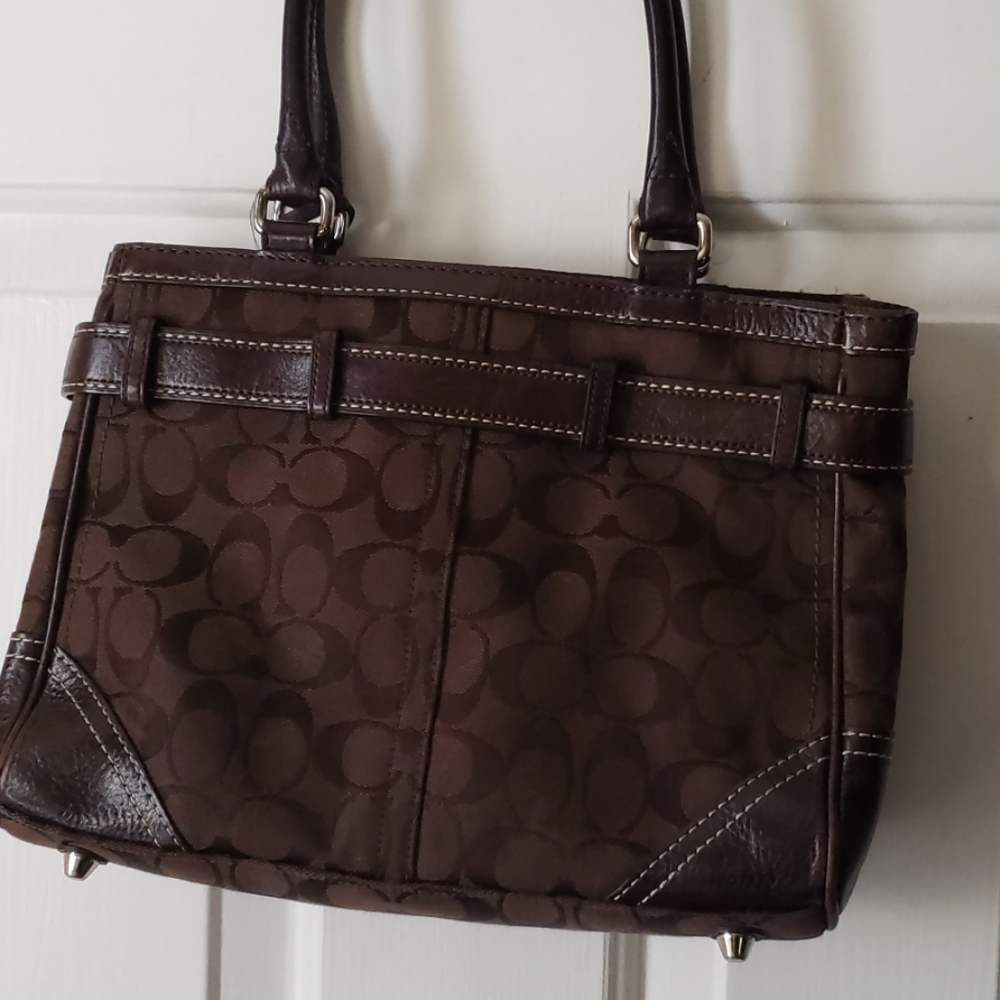 Authentic Coach logo handbag - Picture 3 of 6